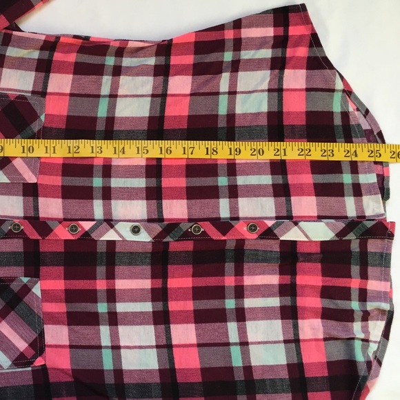 VANITY TOP PLAID BUTTON DOWN SIZE M - Picture 5 of 8